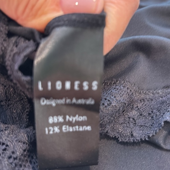 Lioness Camisole Lace Top - Picture 9 of 9